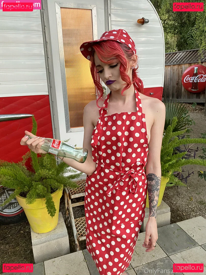 Lola Fae Onlyfans Photo Gallery 