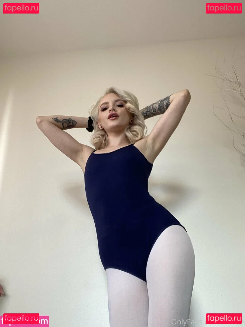 Lola Fae Onlyfans Photo Gallery 
