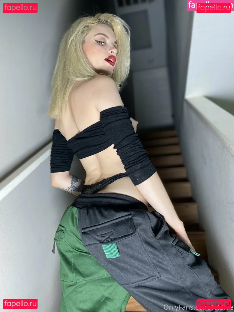 Lola Fae Onlyfans Photo Gallery 