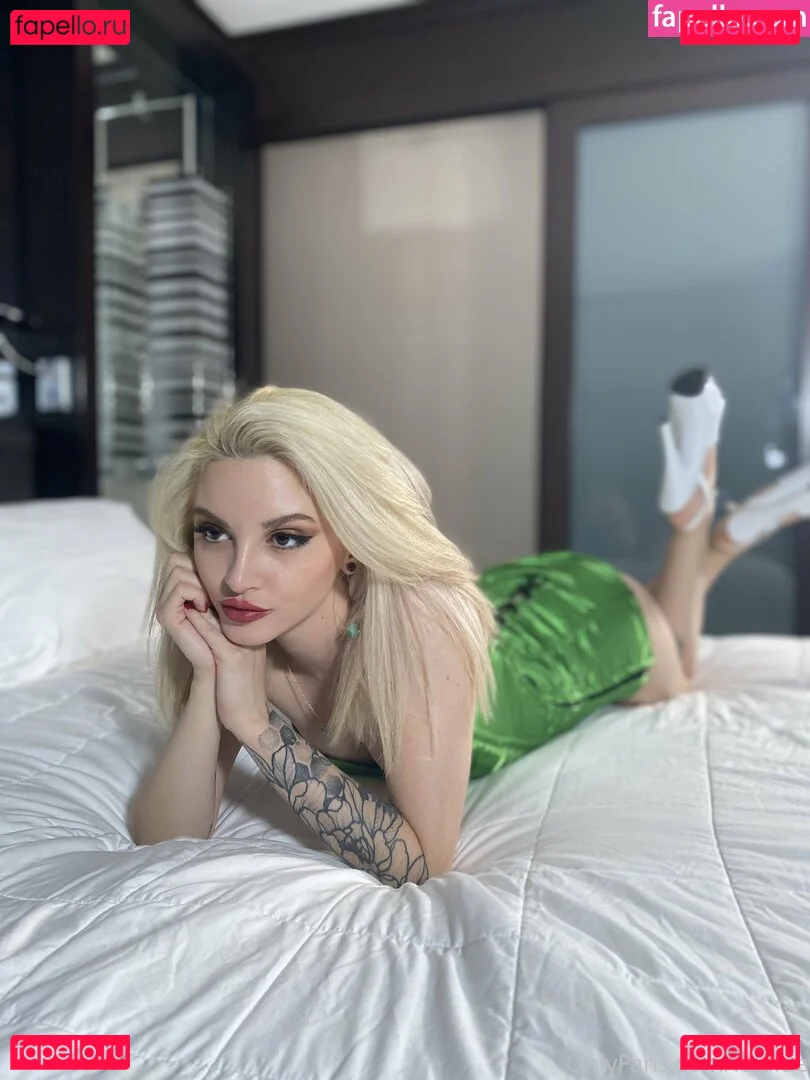 Lola Fae Onlyfans Photo Gallery 