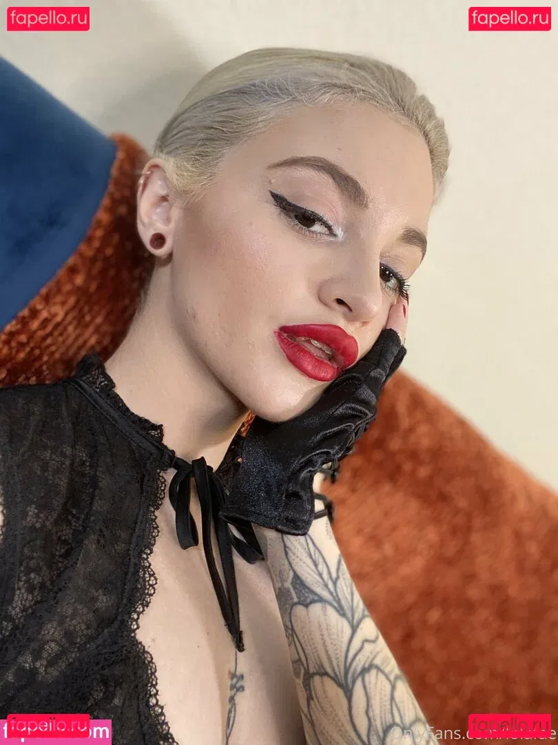 Lola Fae Onlyfans Photo Gallery 