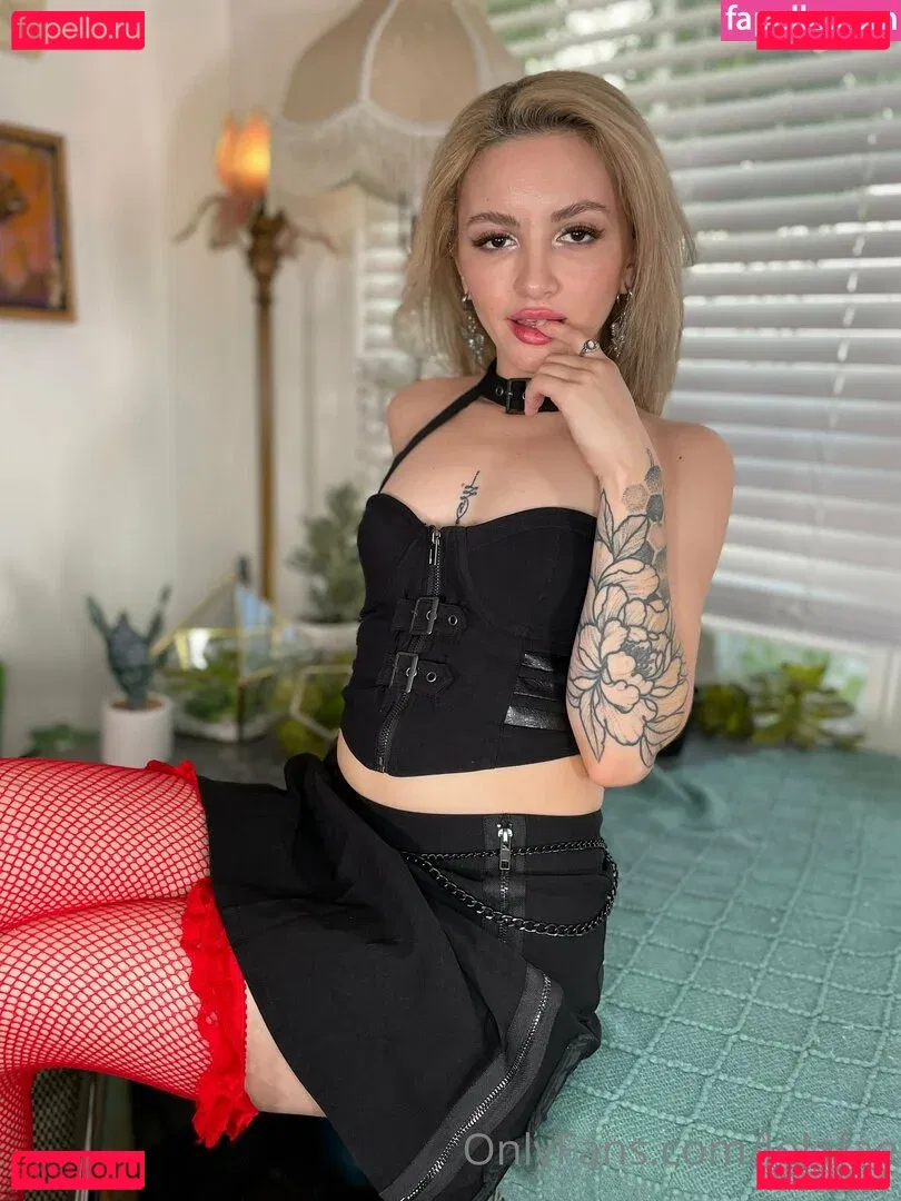 Lola Fae Onlyfans Photo Gallery 