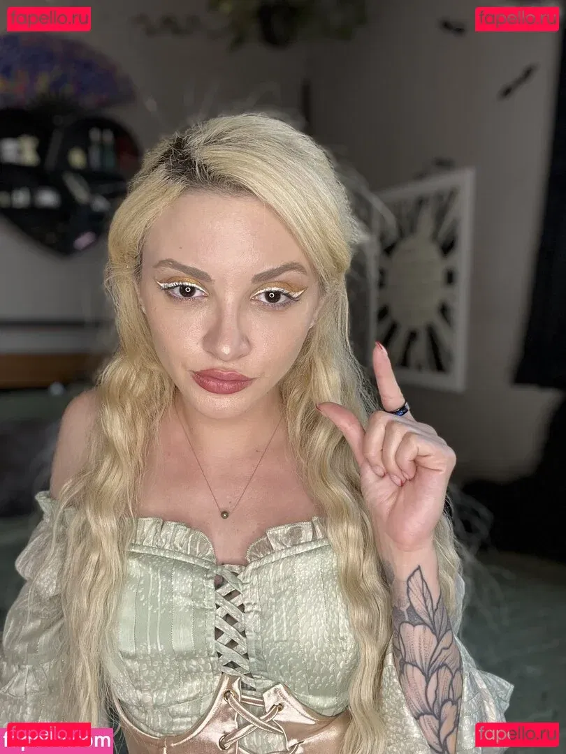 Lola Fae Onlyfans Photo Gallery 