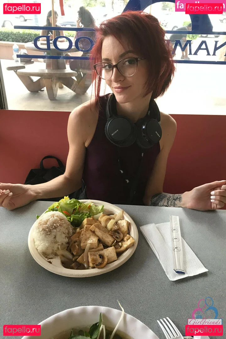 Lola Fae Onlyfans Photo Gallery 