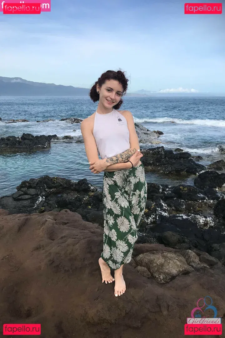 Lola Fae Onlyfans Photo Gallery 