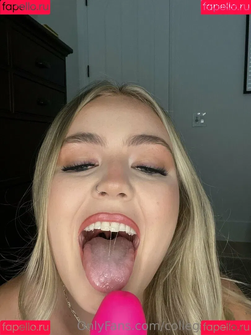 collegepussyy Onlyfans Photo Gallery 
