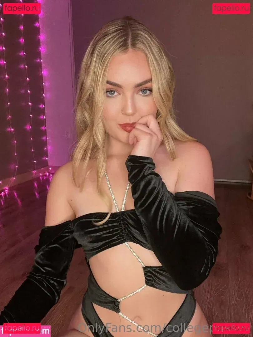 collegepussyy Onlyfans Photo Gallery 