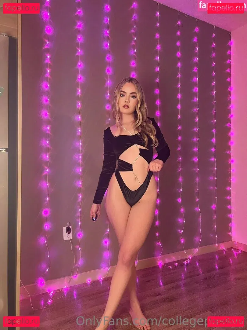 collegepussyy Onlyfans Photo Gallery 