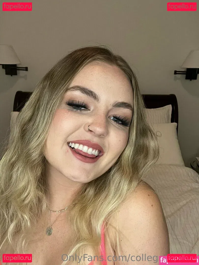 collegepussyy Onlyfans Photo Gallery 