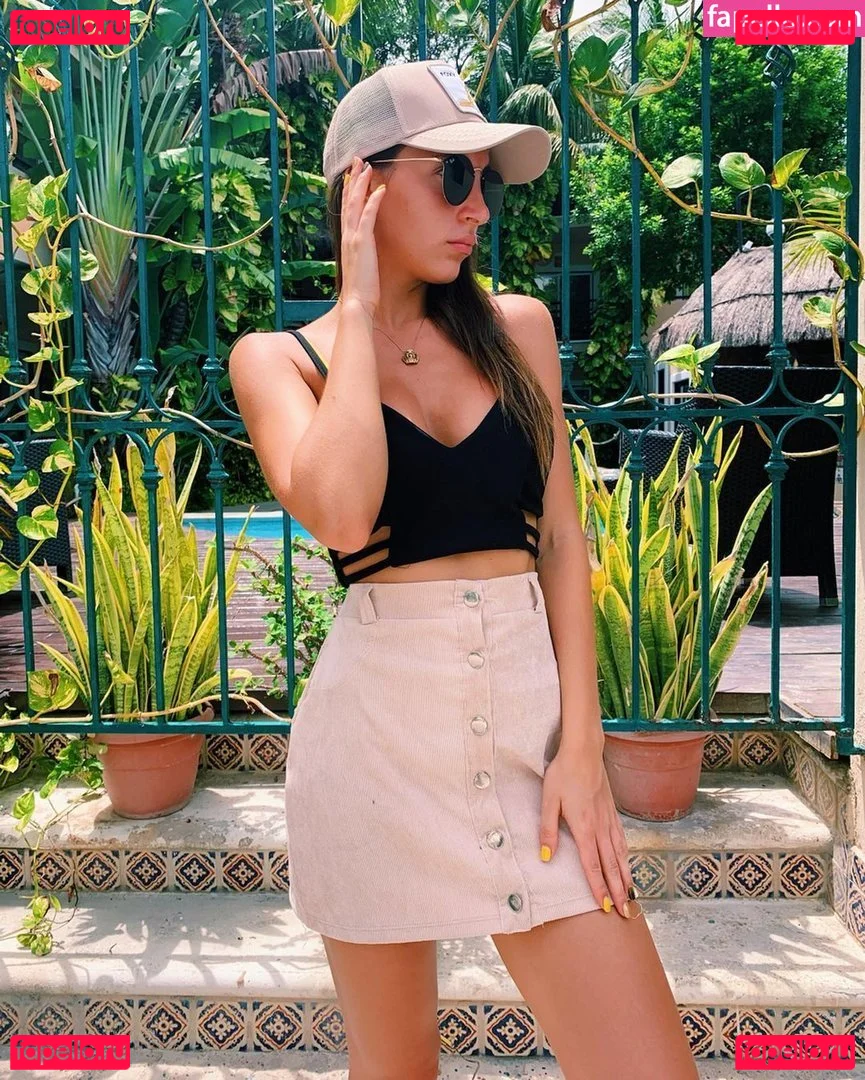 nadine-j.de Onlyfans Photo Gallery 