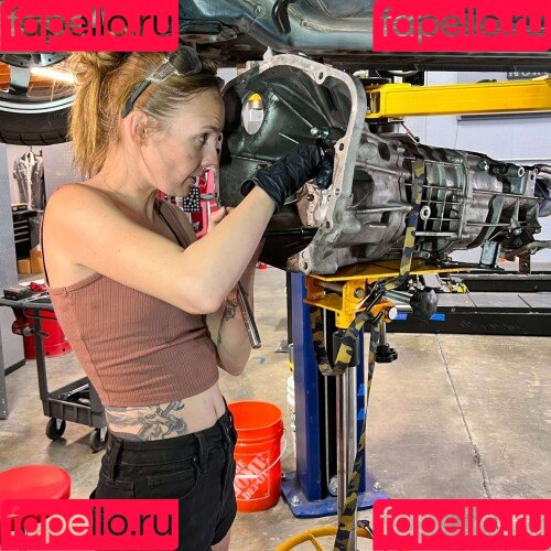 Charlotte Smith Onlyfans Photo Gallery 