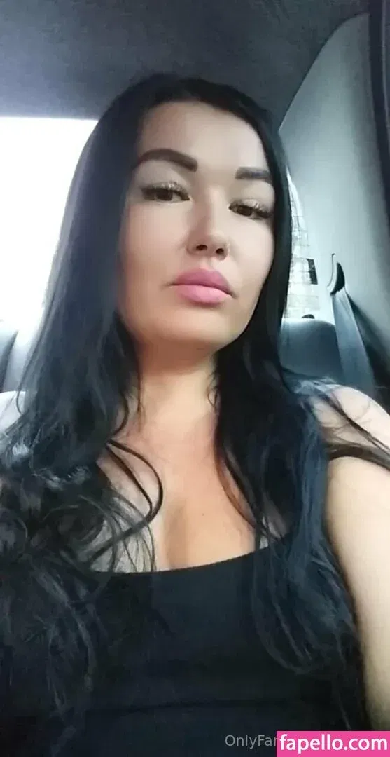 sarabig Onlyfans Photo Gallery 