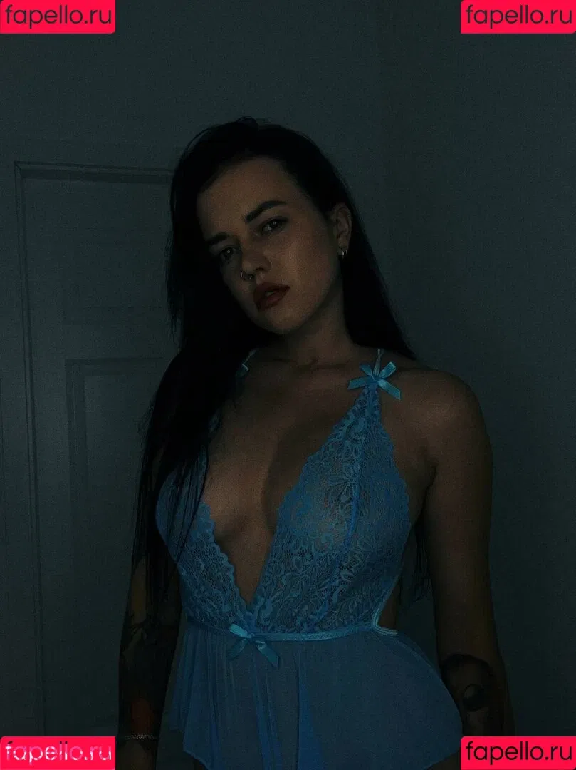 darina_cat Onlyfans Photo Gallery 