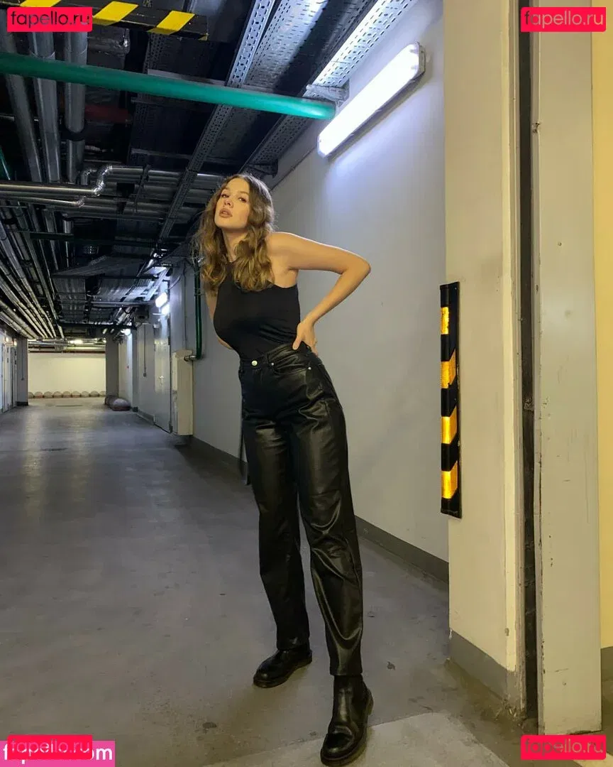 darina_cat Onlyfans Photo Gallery 