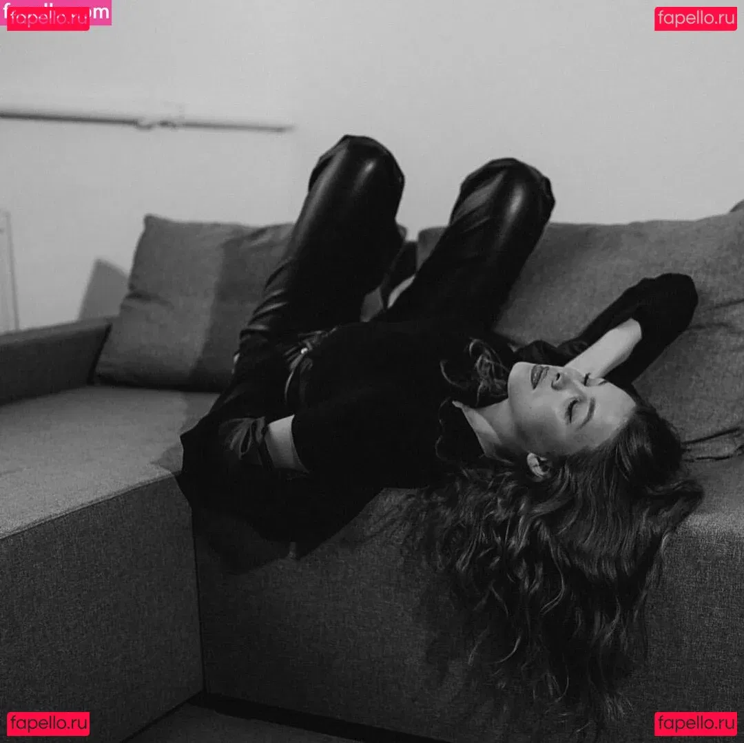 darina_cat Onlyfans Photo Gallery 