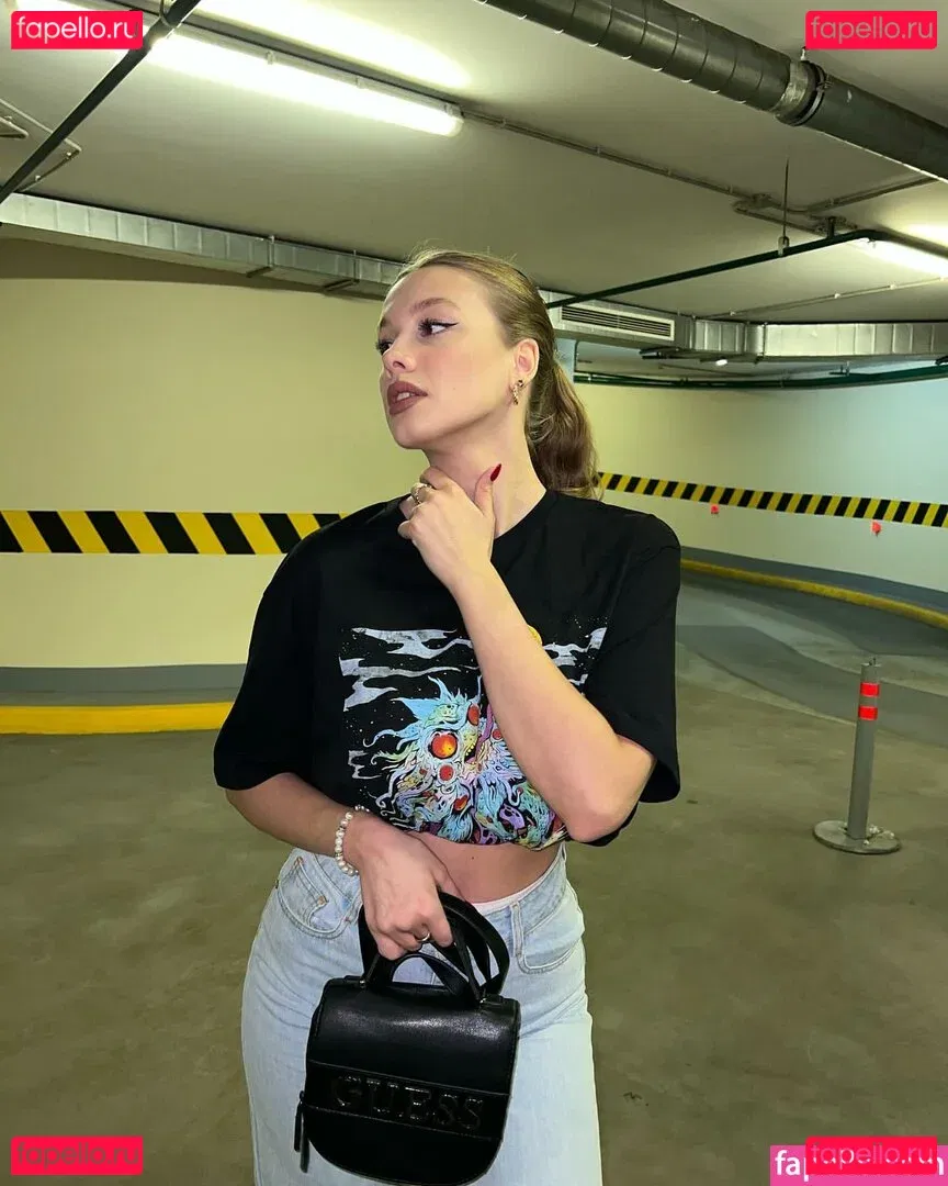 darina_cat Onlyfans Photo Gallery 