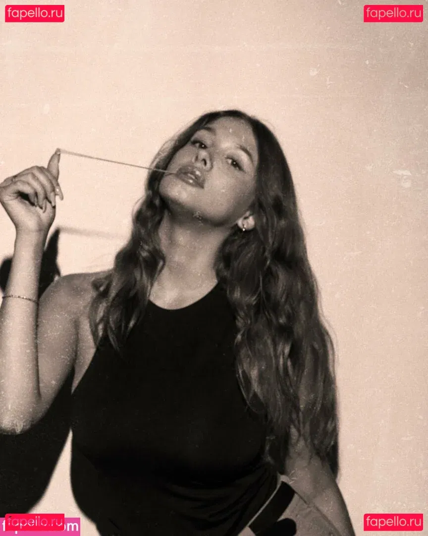 darina_cat Onlyfans Photo Gallery 