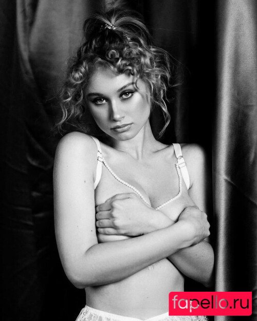 Aspiratova Nude Onlyfans Photo 4