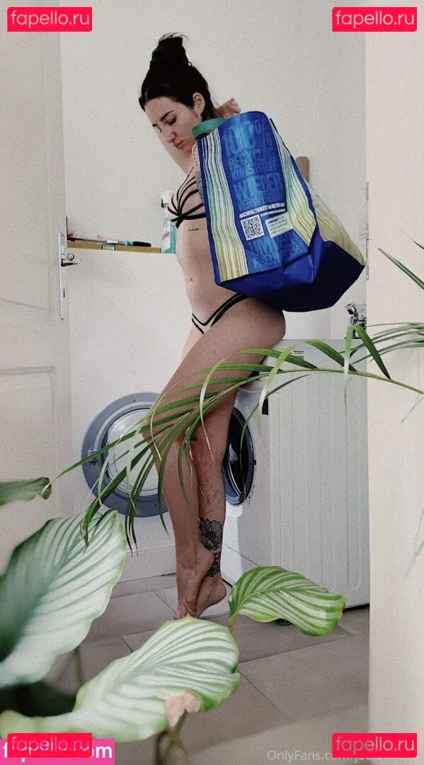 Jodie Calussi Onlyfans Photo Gallery 