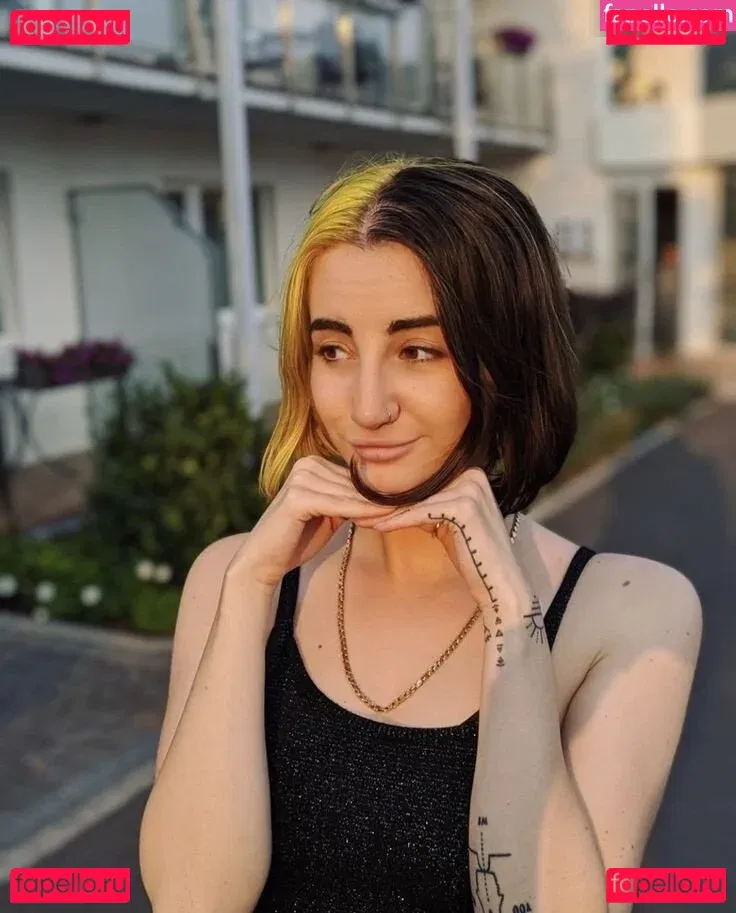 Jodie Calussi Onlyfans Photo Gallery 