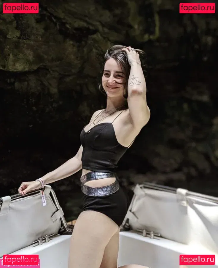 Jodie Calussi Onlyfans Photo Gallery 