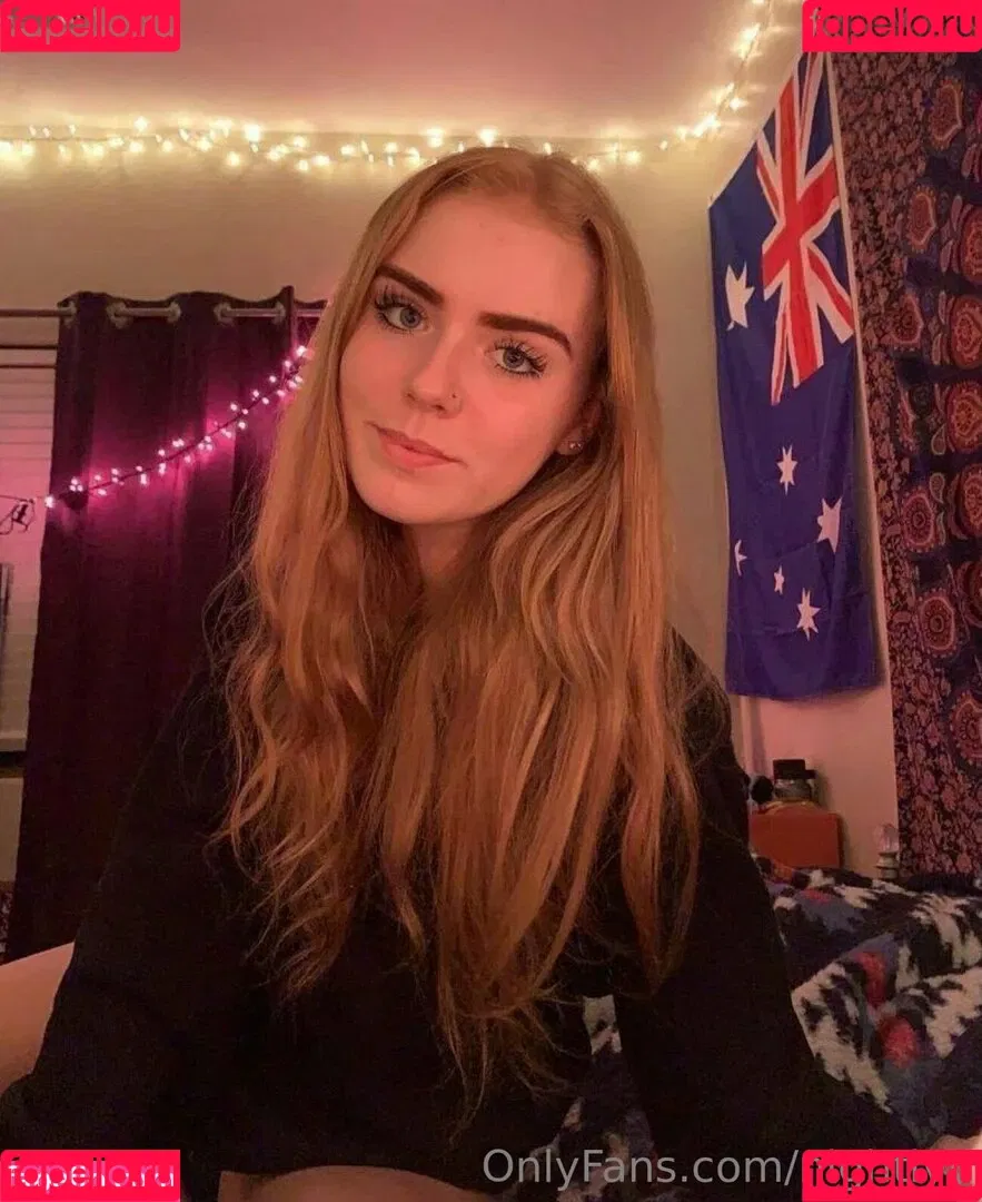 Nightlyy Onlyfans Photo Gallery 