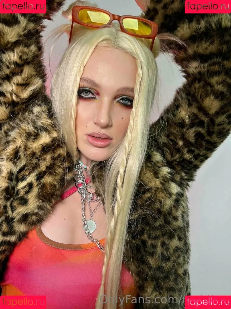 Nightlyy Onlyfans Photo Gallery 