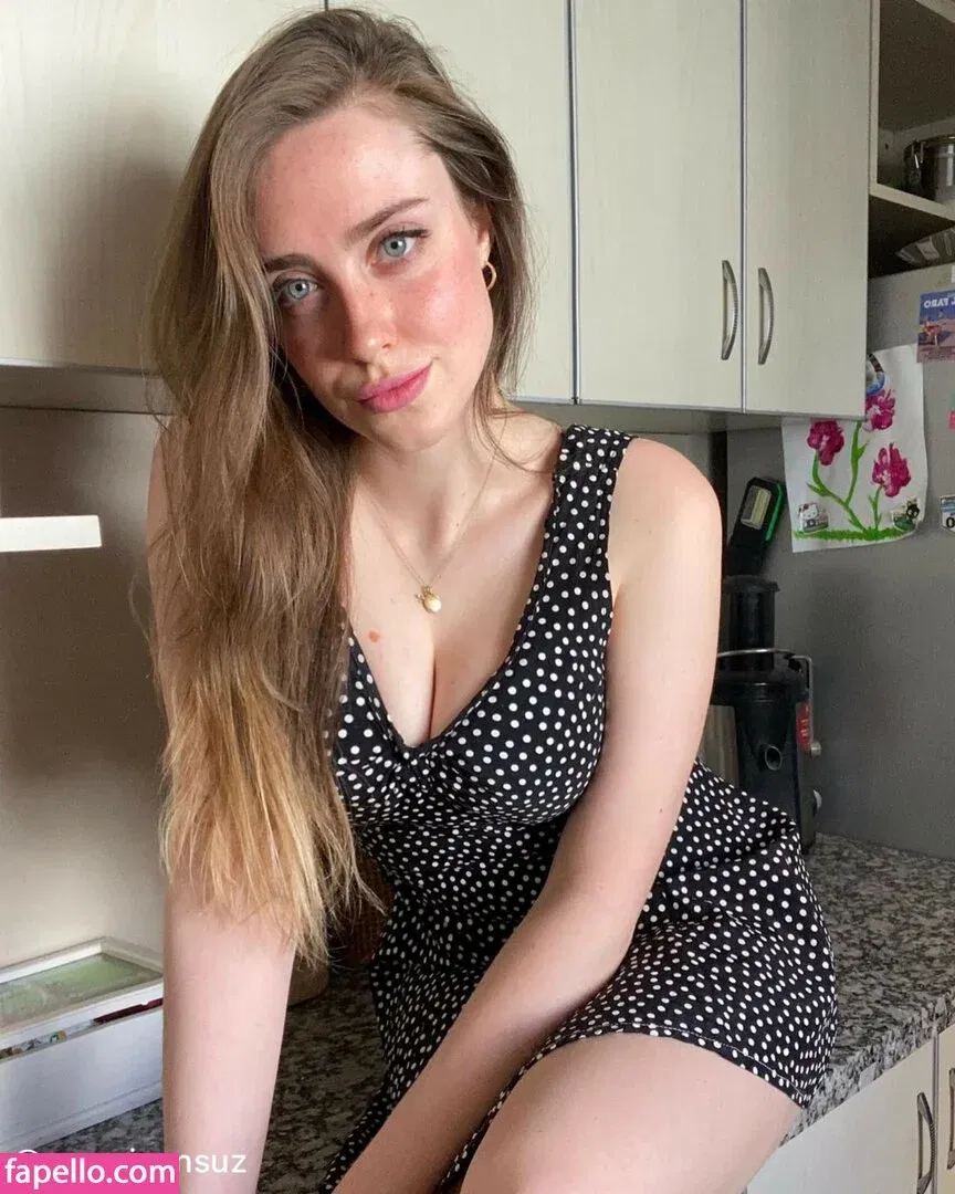 mikansg Onlyfans Photo Gallery 