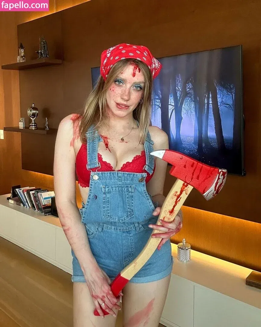 mikansg Onlyfans Photo Gallery 