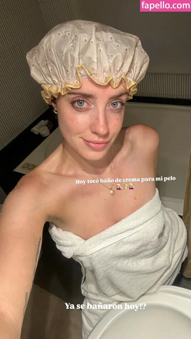 mikansg Onlyfans Photo Gallery 