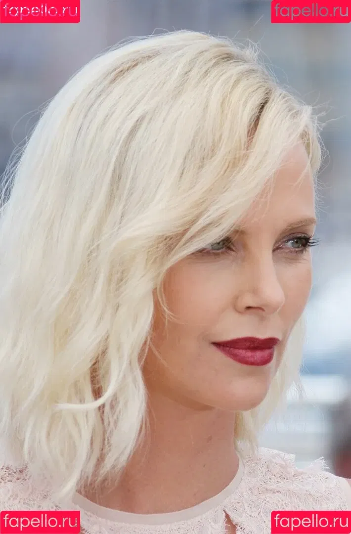 Charlize Theron Onlyfans Photo Gallery 