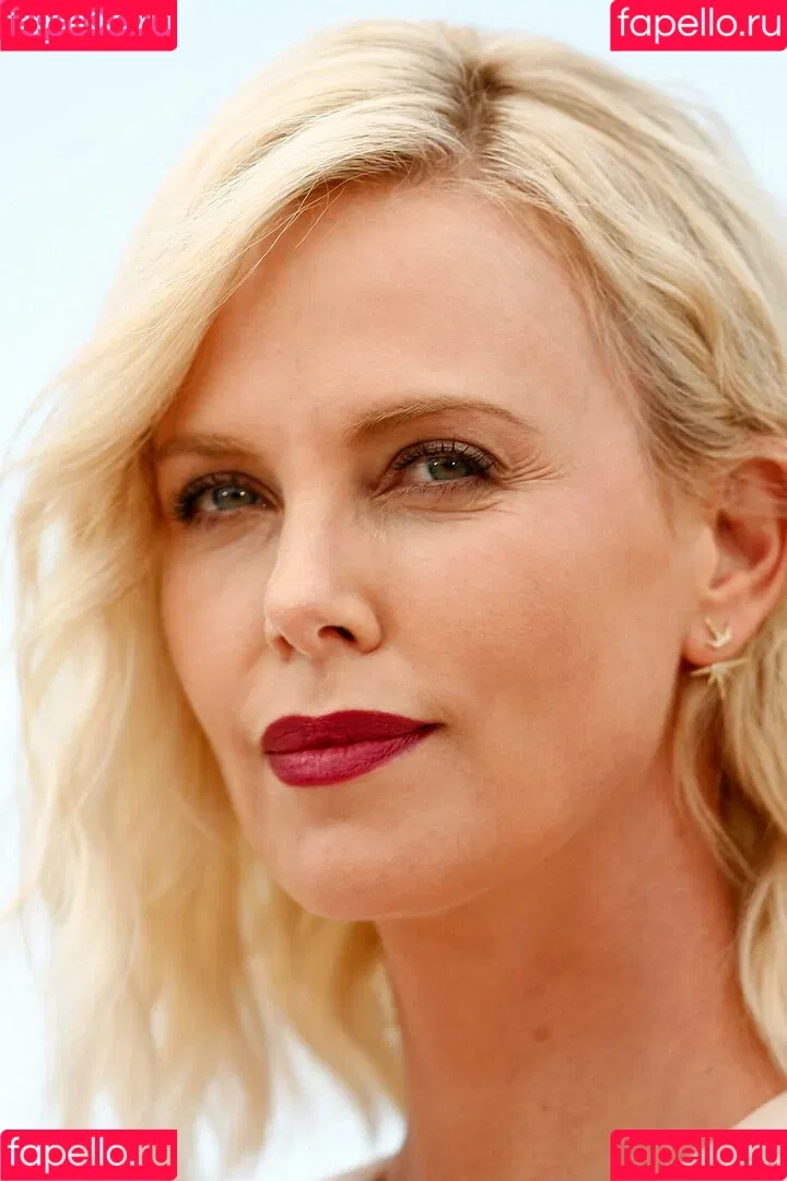 Charlize Theron Onlyfans Photo Gallery 