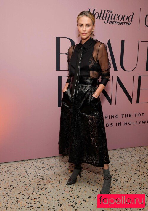 Charlize Theron Onlyfans Photo Gallery 