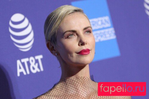 Charlize Theron Nude Onlyfans Photo 21