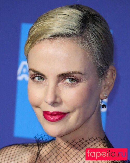 Charlize Theron Nude Onlyfans Photo 10