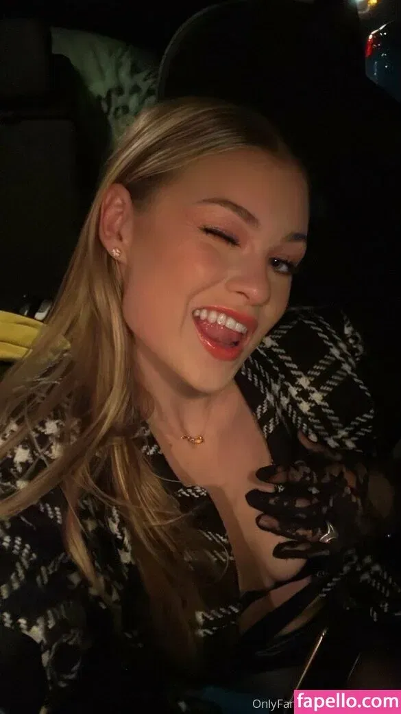 miniuncensored Onlyfans Photo Gallery 