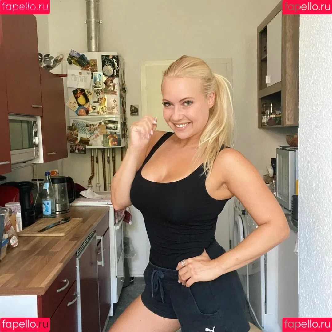 Steffi Landerer Onlyfans Photo Gallery 
