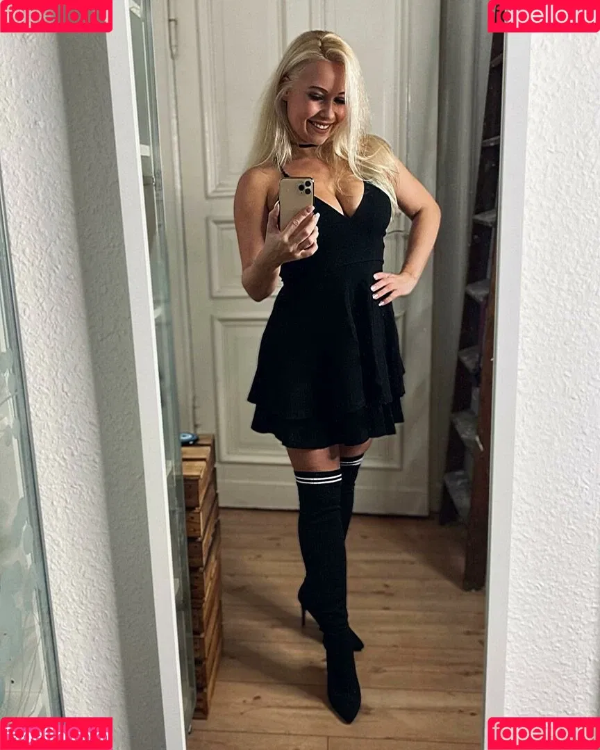 Steffi Landerer Onlyfans Photo Gallery 