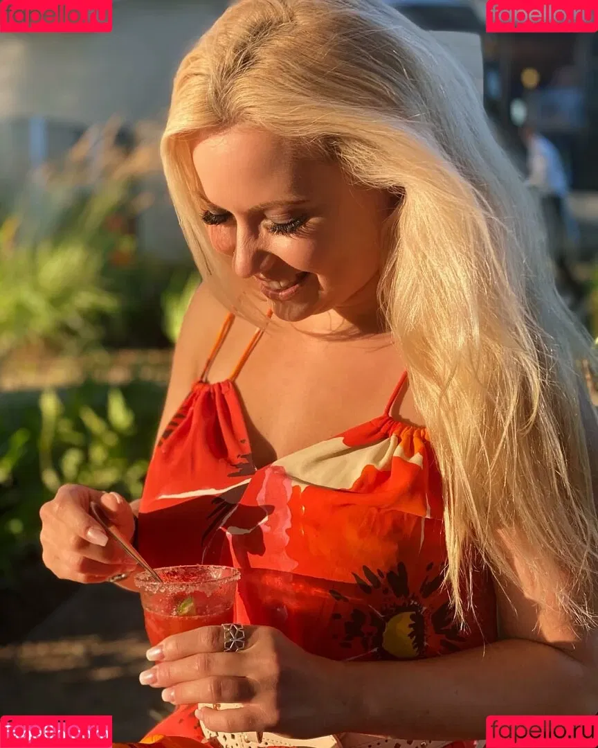 Steffi Landerer Onlyfans Photo Gallery 