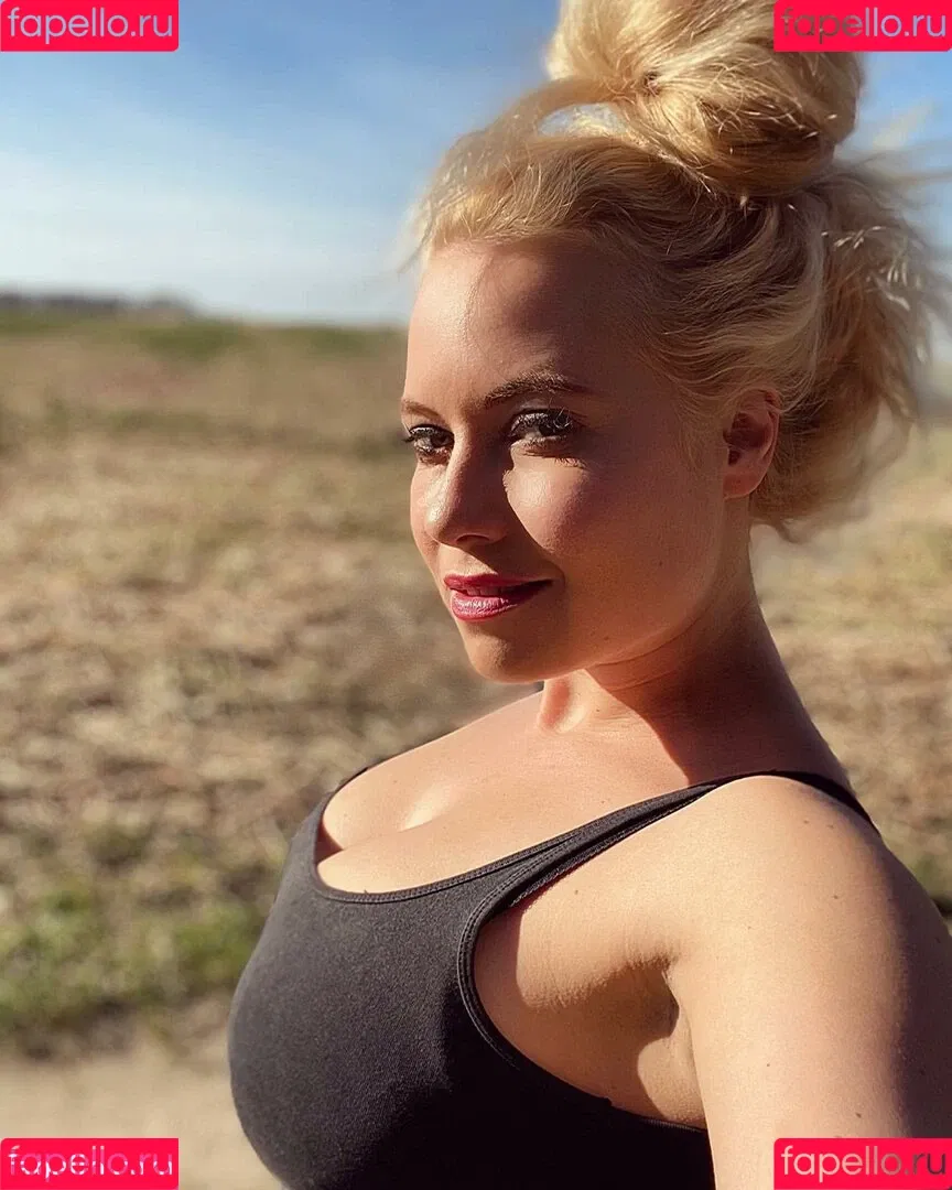 Steffi Landerer Onlyfans Photo Gallery 