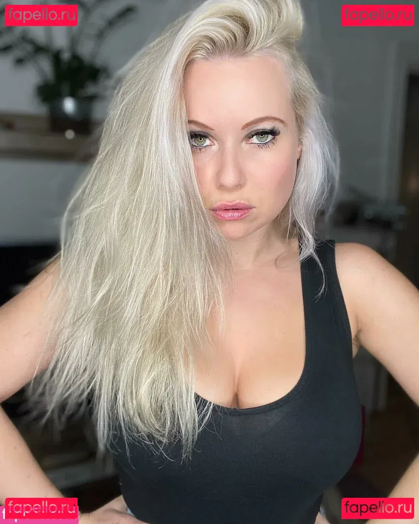 Steffi Landerer Onlyfans Photo Gallery 