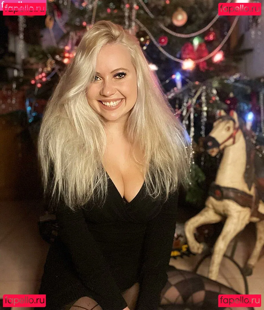 Steffi Landerer Onlyfans Photo Gallery 