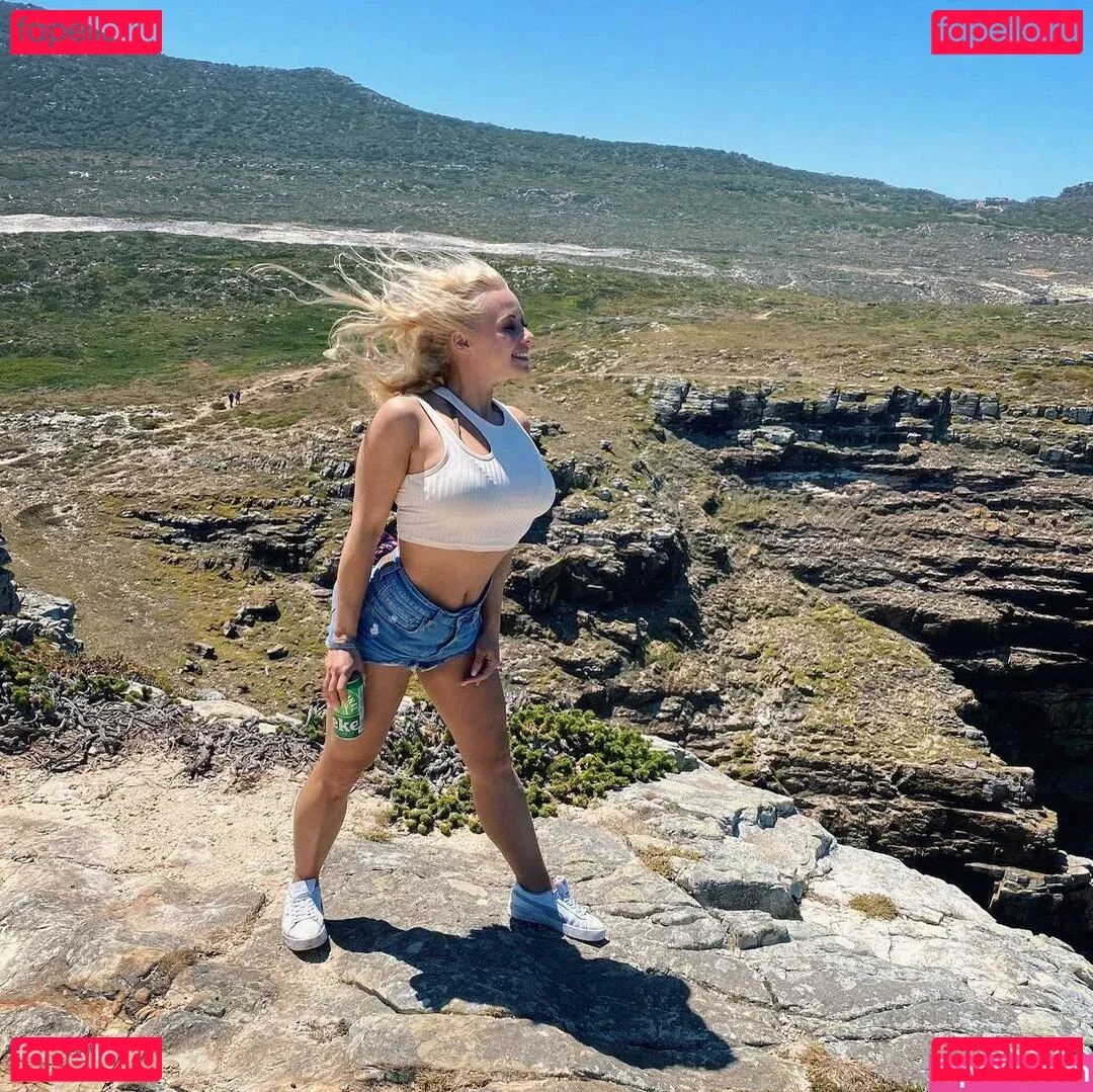 Steffi Landerer Onlyfans Photo Gallery 