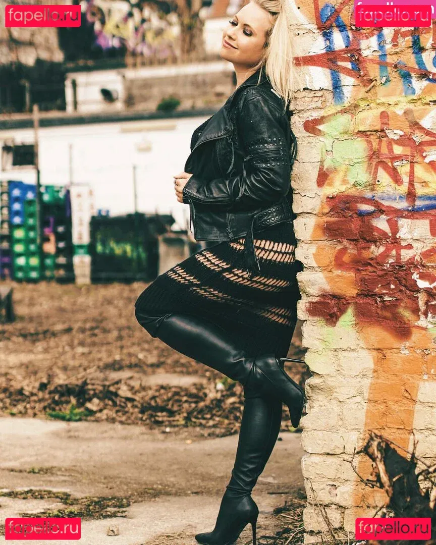 Steffi Landerer Onlyfans Photo Gallery 