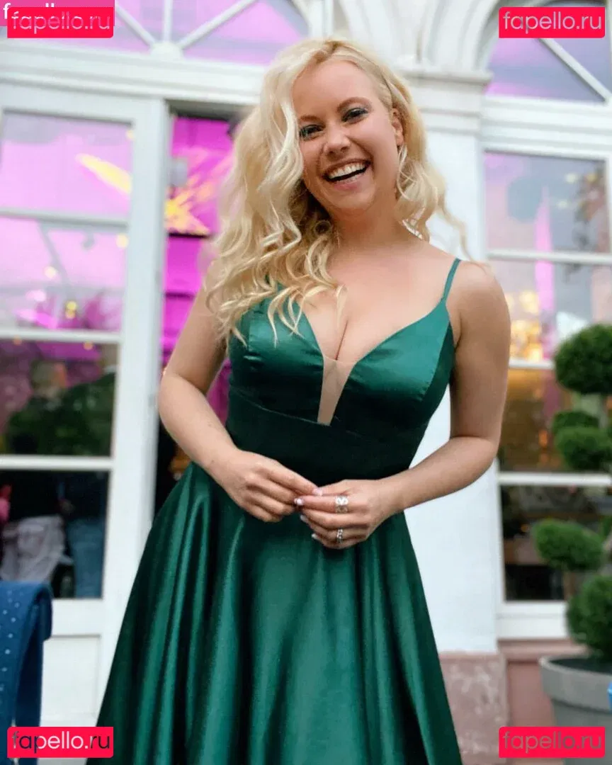 Steffi Landerer Onlyfans Photo Gallery 