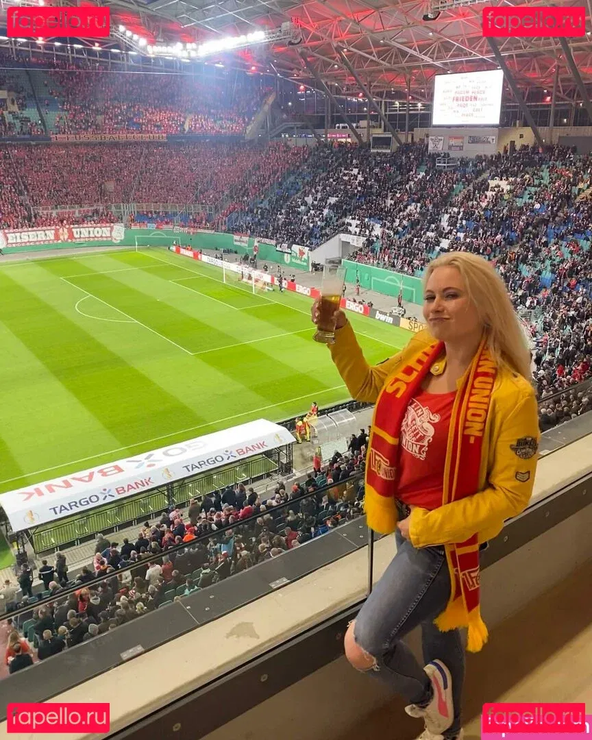 Steffi Landerer Onlyfans Photo Gallery 