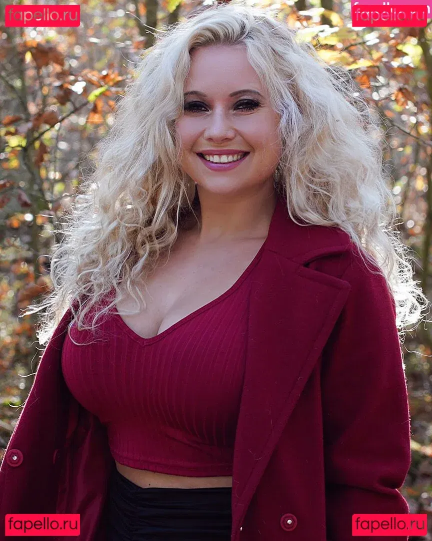 Steffi Landerer Onlyfans Photo Gallery 