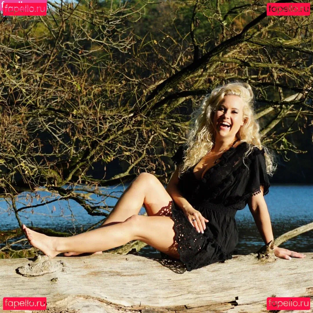 Steffi Landerer Onlyfans Photo Gallery 