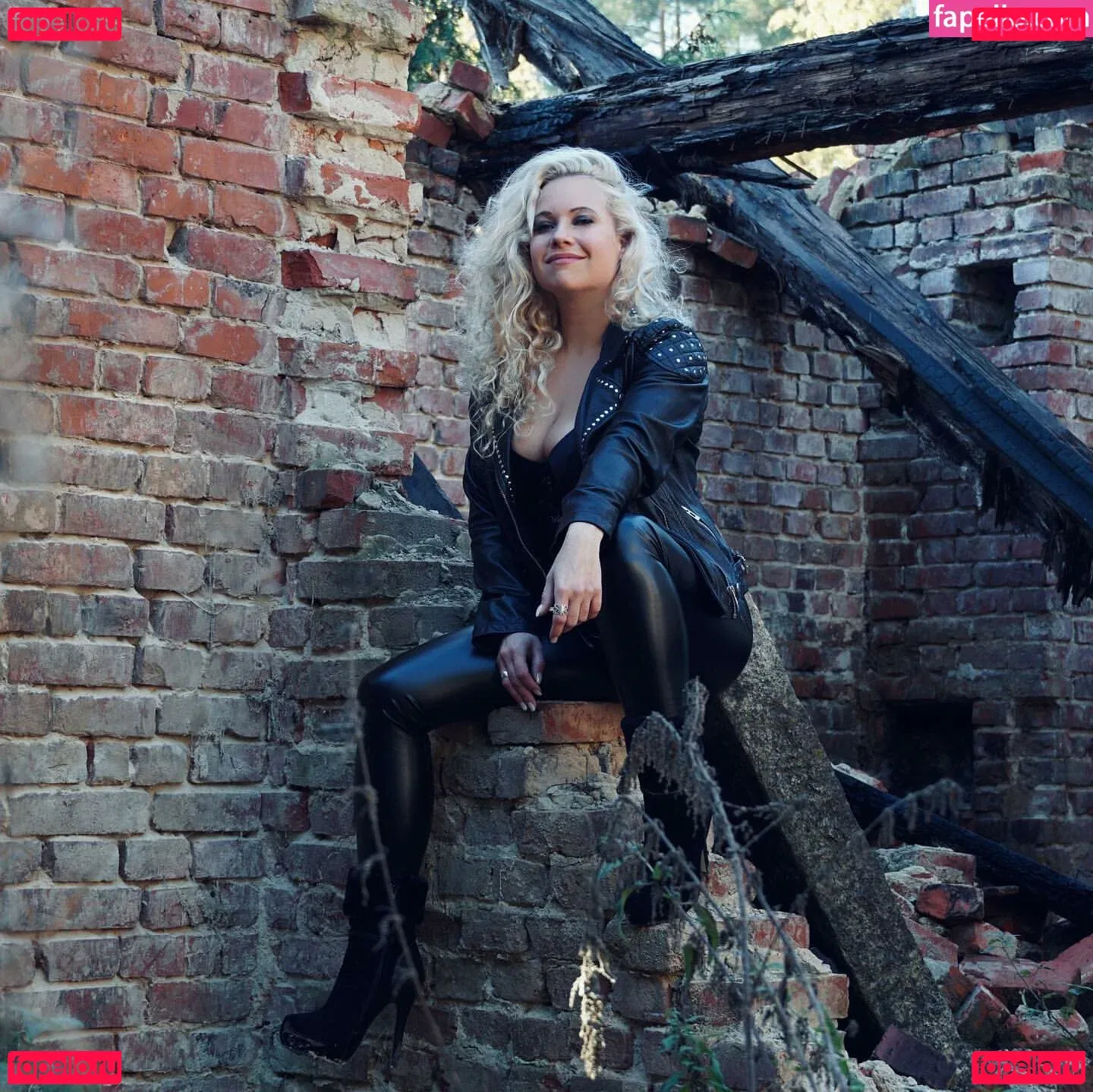 Steffi Landerer Onlyfans Photo Gallery 