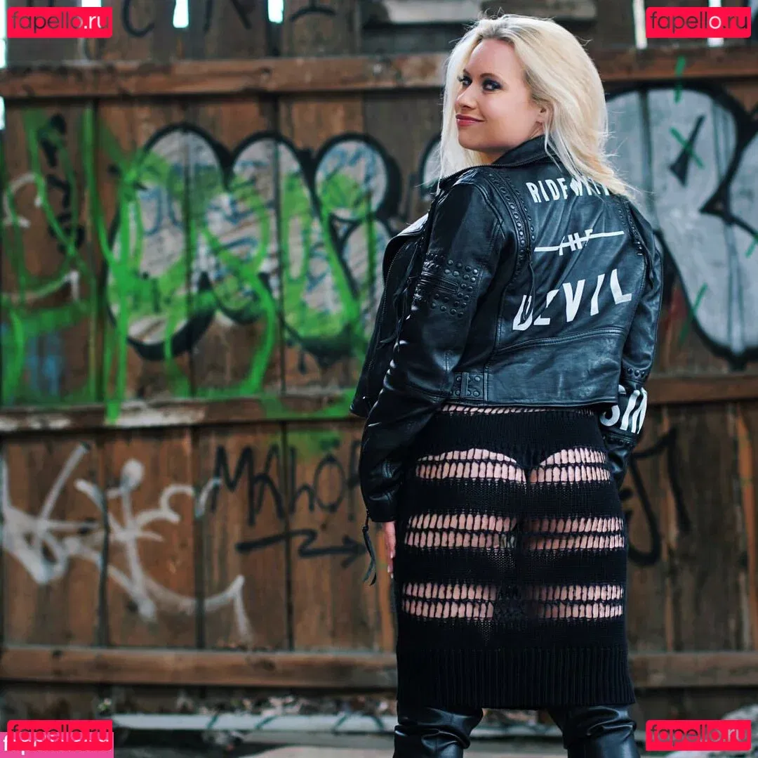 Steffi Landerer Onlyfans Photo Gallery 